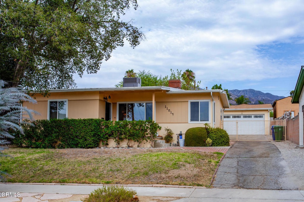 11014 Quill Ave 1 of 19