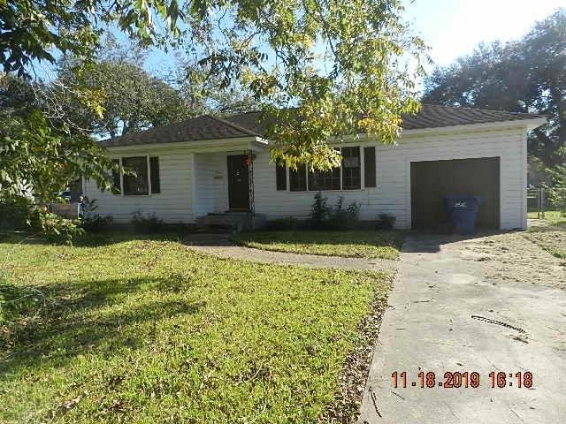 3112 Skelly Rd, Bay City, TX 77414 - photo 1