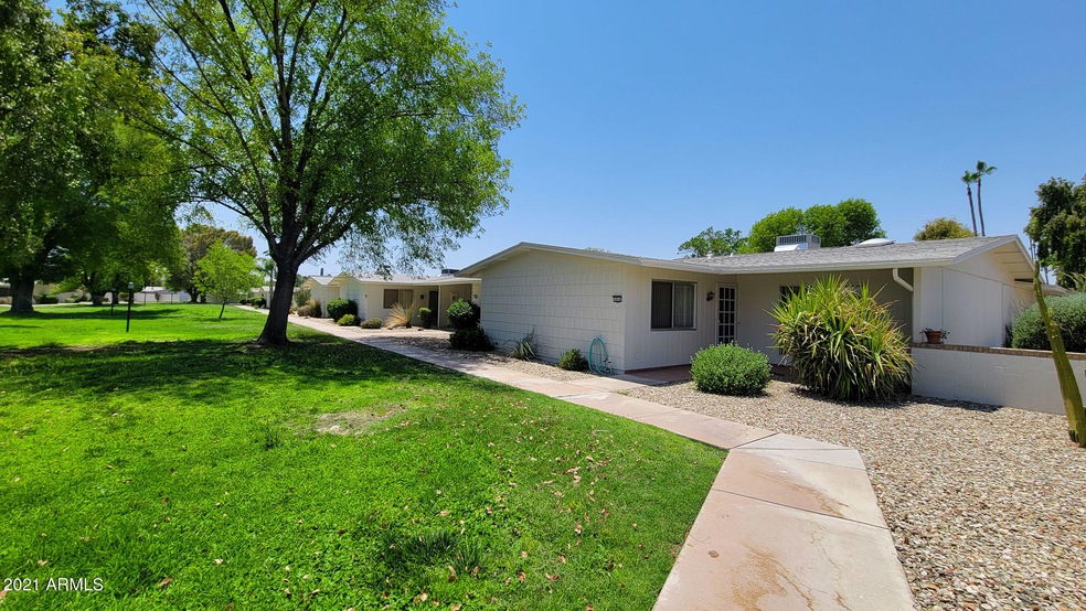 10545 W Palmeras Dr, Sun City, AZ 85373 - photo 1