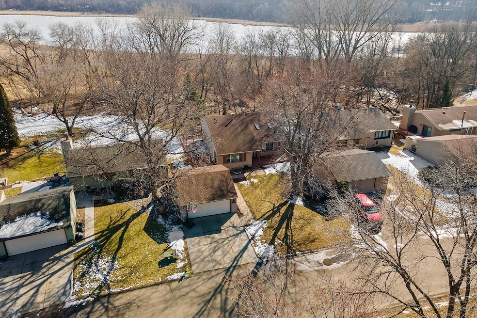 11616 Red Fox Dr, Maple Grove, MN 55369 - photo 1