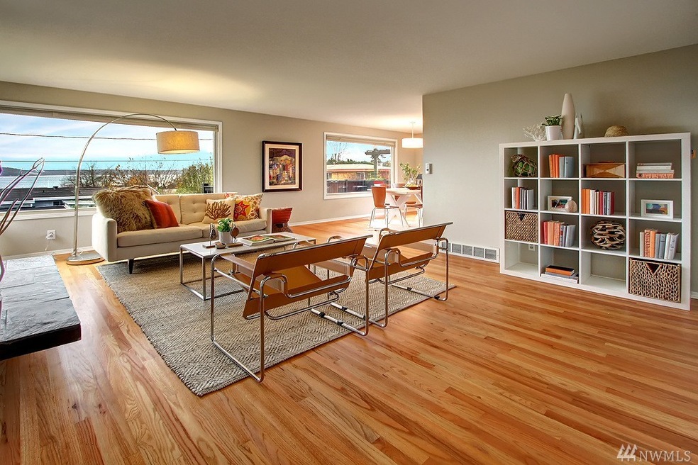 924 S 226th Place, Des Moines, WA 98198 - photo 1