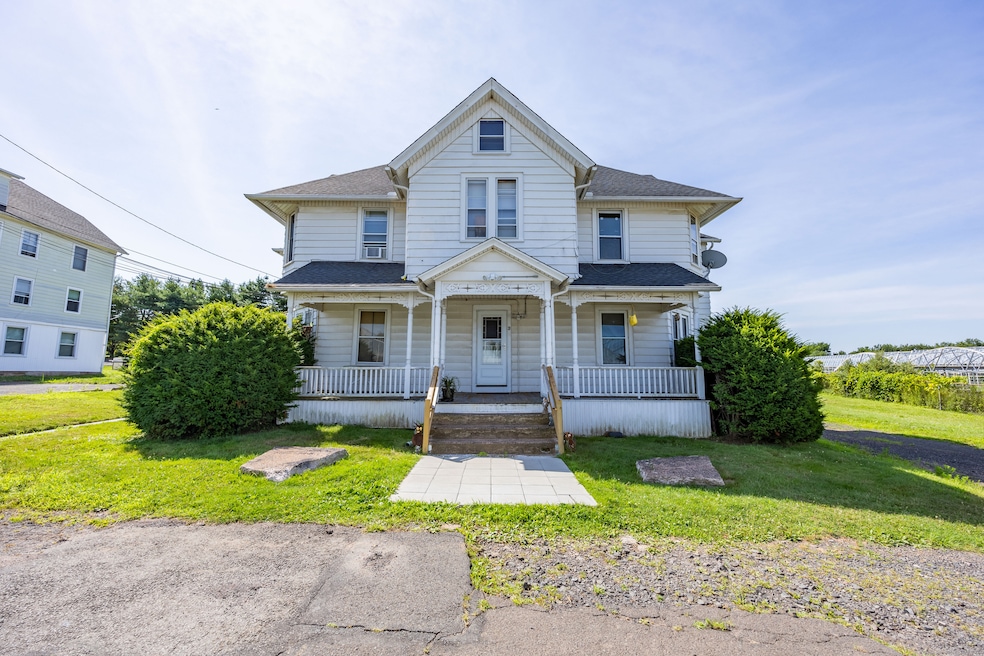 411 Main St unit 23, Cromwell, CT 06416 - photo 1