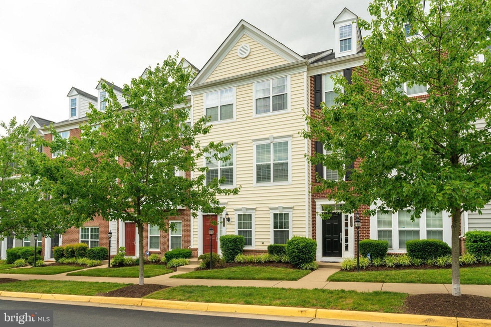 14692 Crossfield Way unit 184A, Woodbridge, VA 22191 - photo 1