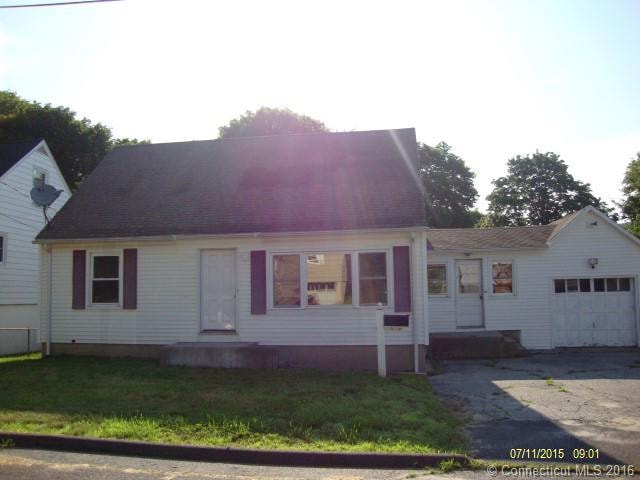 27 Villa Rd, Waterbury, CT 06706 - photo 1
