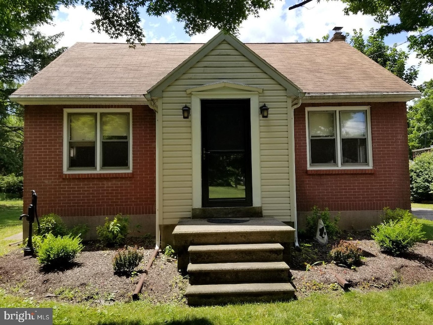 146 Perkasie Ave, Quakertown, PA 18951 - photo 1