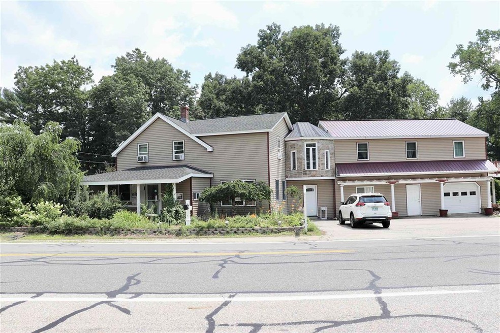 904 W Hollis St, Nashua, NH 03062 - photo 1