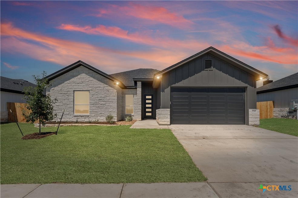 210 Creek Plum Ln, Temple, TX 76502 - photo 1