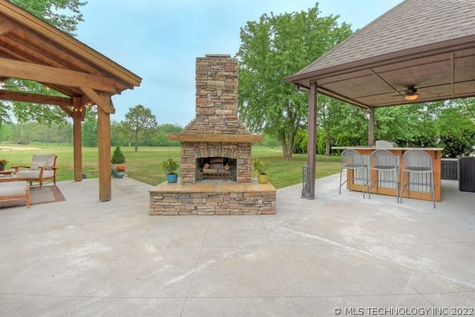 6540 S 257th East Ave, Broken Arrow, OK 74014 - photo 1