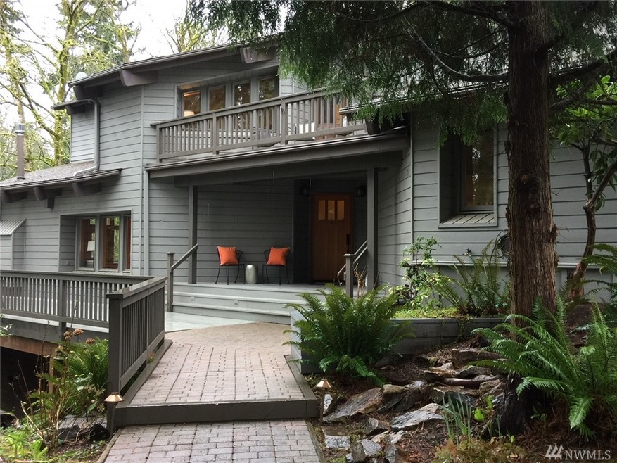 7256 W Mercer Way, Mercer Island, WA 98040 - photo 1