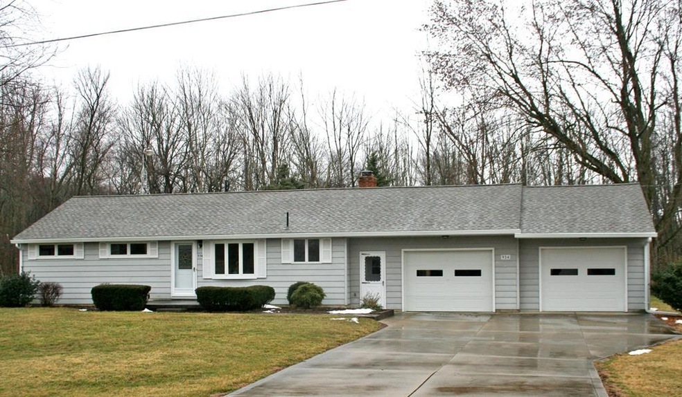 934 Taylor Rd, Mansfield, OH 44903 - photo 1