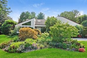 10 Marbourne Dr, Mamaroneck, NY 10543 - photo 1
