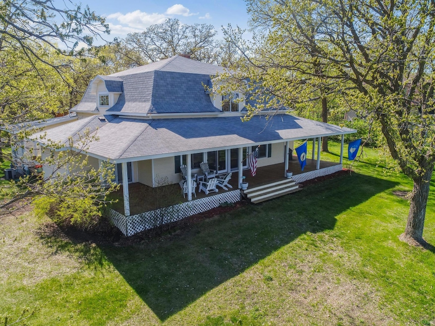 For Sale $789,900 • Co-Listing Agent