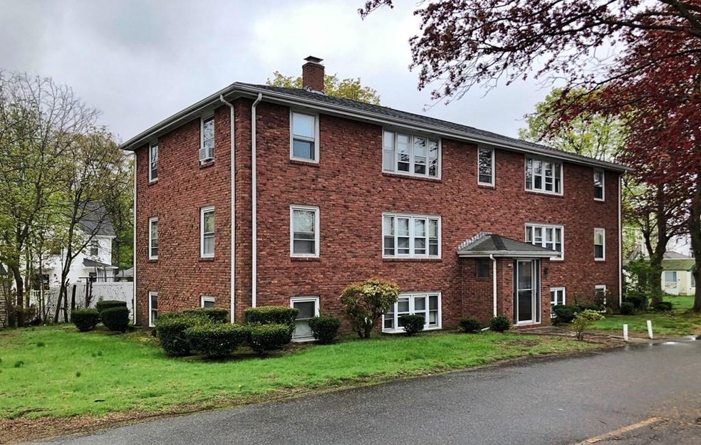 21 1st St unit B, Quincy, MA 02169 - photo 1