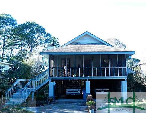 Exterior Front. Cute Tybee home on quiet north end