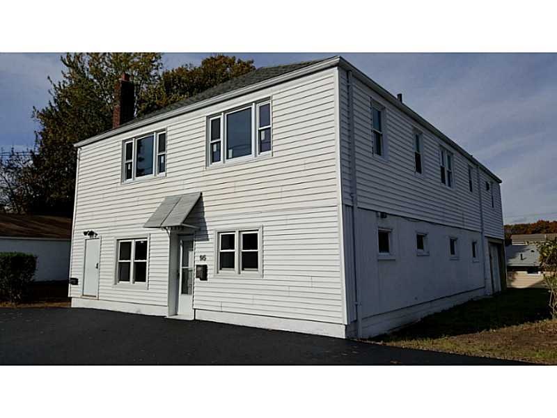 95 Rhode Island St, Cranston, RI 02920 - photo 1
