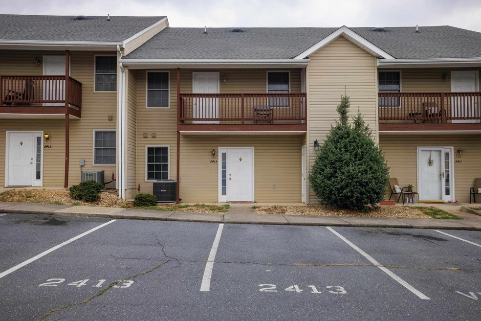2413 Mosby Ct unit 9, Harrisonburg, VA 22801 - photo 1