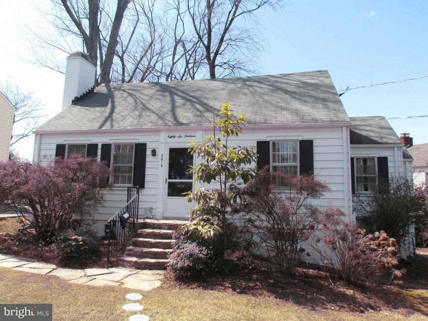 8614 Lancaster Dr, Bethesda, MD 20814 - photo 1