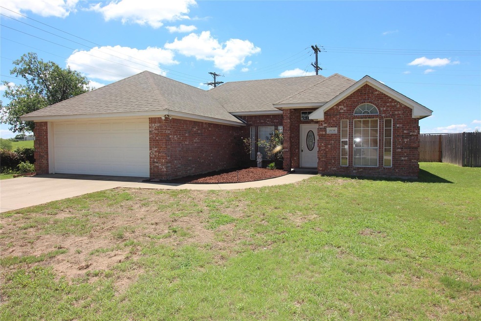 1838 Laura St, Weatherford, TX 76086 - photo 1