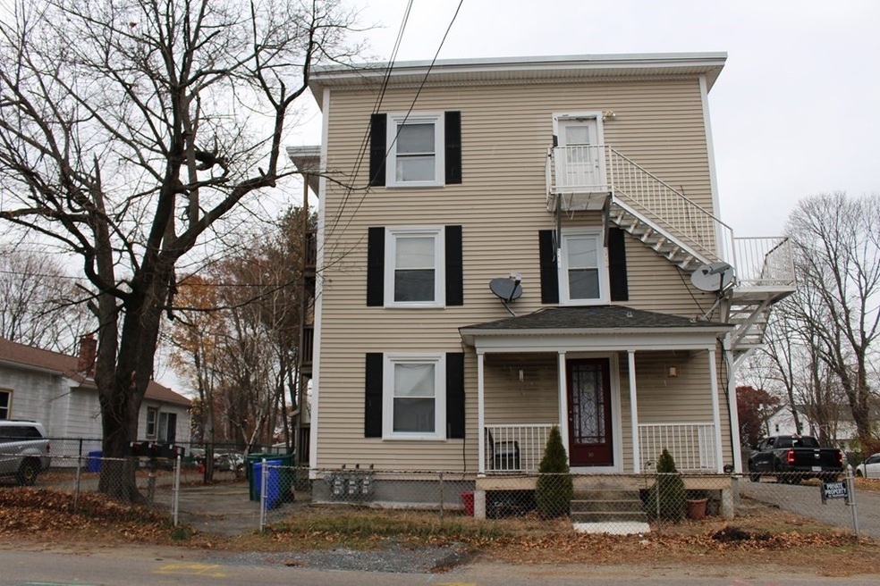 55 W Carpenter St unit B, Attleboro, MA 02703 - photo 1