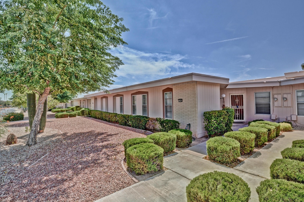 17442 N Boswell Blvd, Sun City, AZ 85373 - photo 1