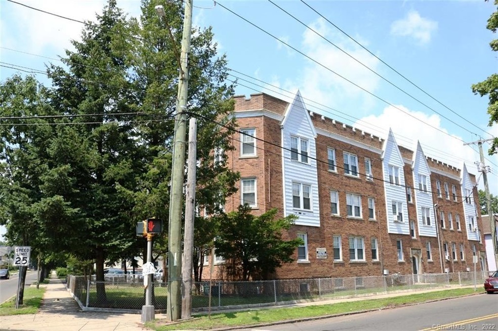 710 Savin Ave unit 7, West Haven, CT 06516 - photo 1