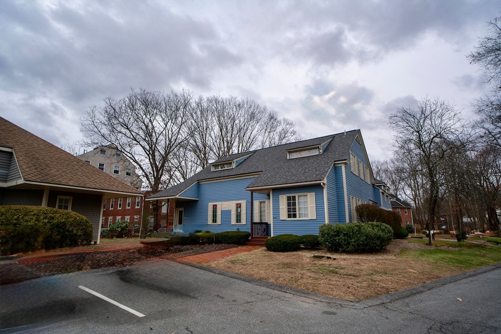 4 Strathmore Shire Dr unit B, Uxbridge, MA 01569 - photo 1