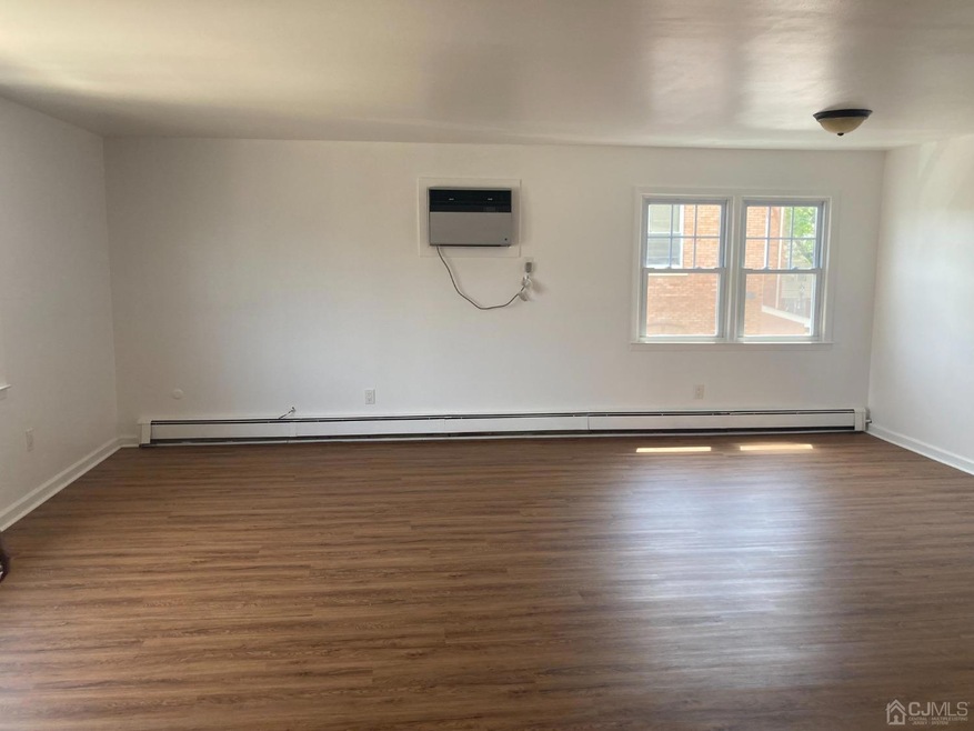 9 Pulaski Ave unit 2, Carteret, NJ 07008 - photo 1