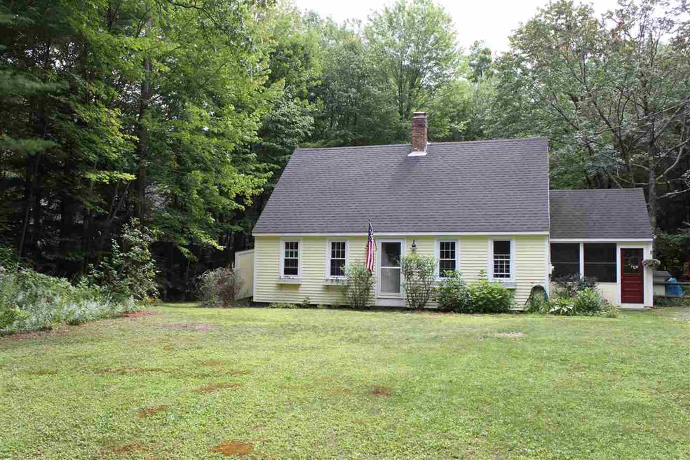 68 Evergreen Cir, Henniker, NH 03242 - photo 1