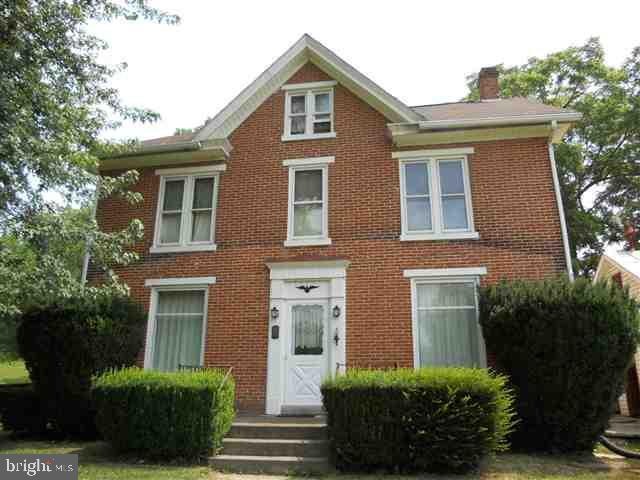 419 Dix Hill Rd, New Bloomfield, PA 17068 - photo 1