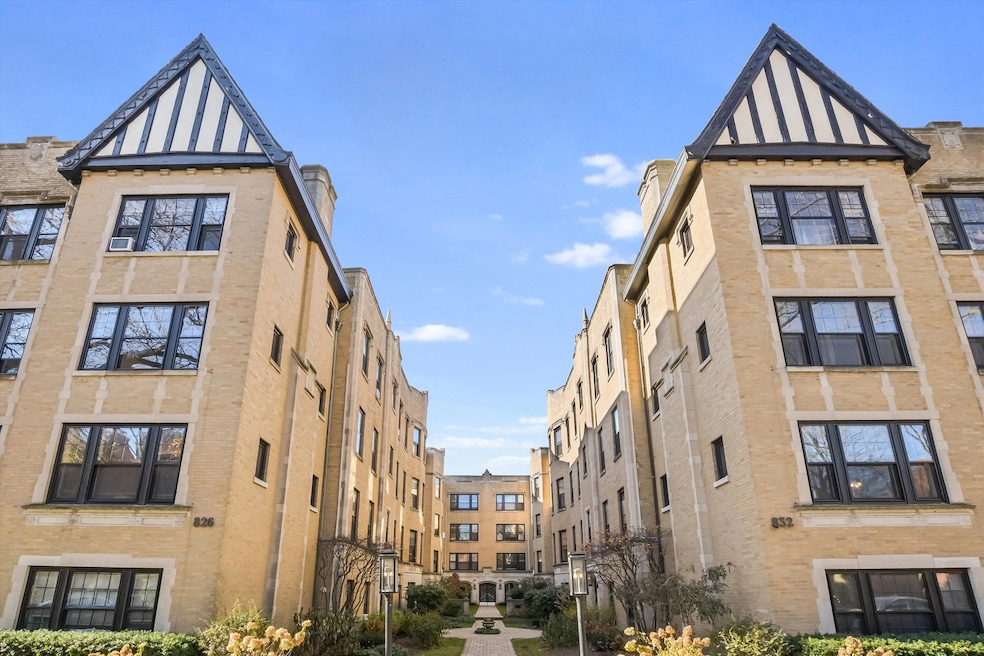 unlisted-address, Evanston, IL 60202 - photo 1