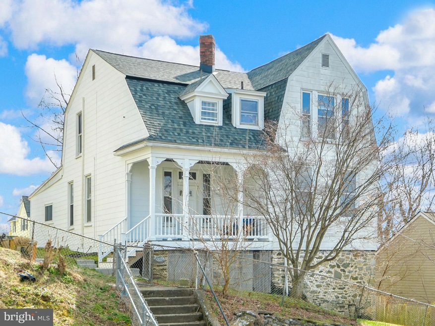 114 4th Ave, Brunswick, MD 21716 - photo 1