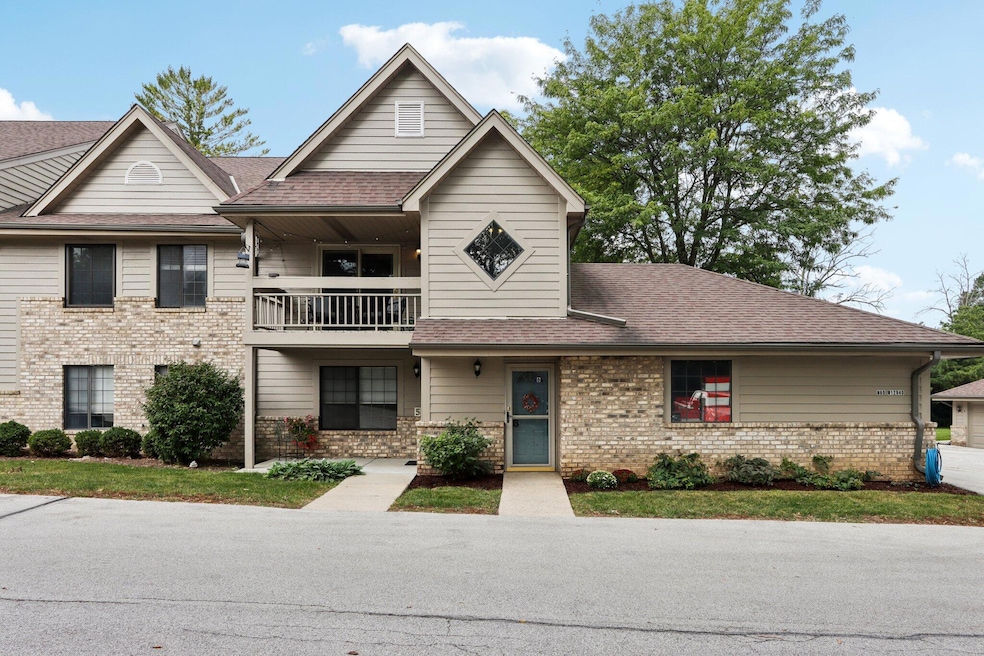 N80W12940 Fond du Lac Ave unit 6, Menomonee Falls, WI 53051 - photo 1