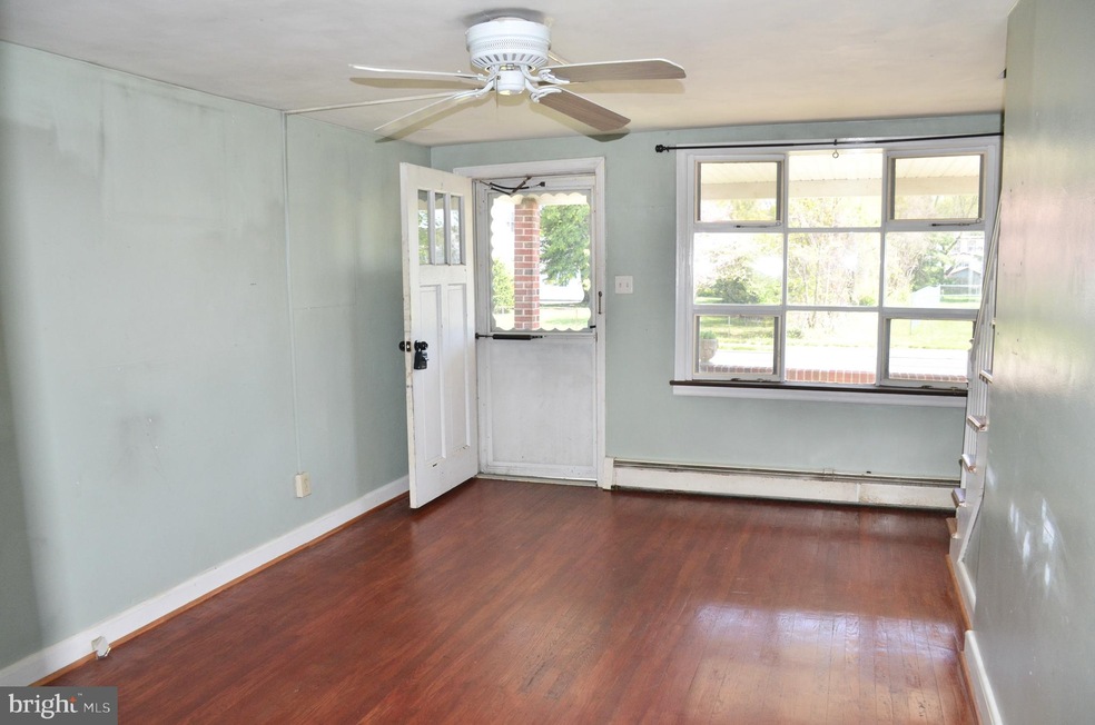 111 W Red Bank Ave, West Deptford, NJ 08096 - photo 1