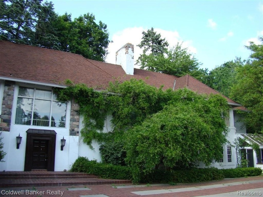 Grand Estate Property