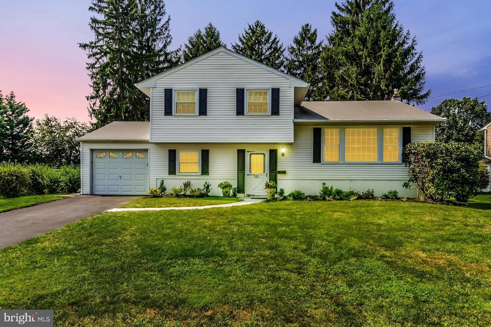 220 Midway Dr, Morrisville, PA 19067 - photo 1