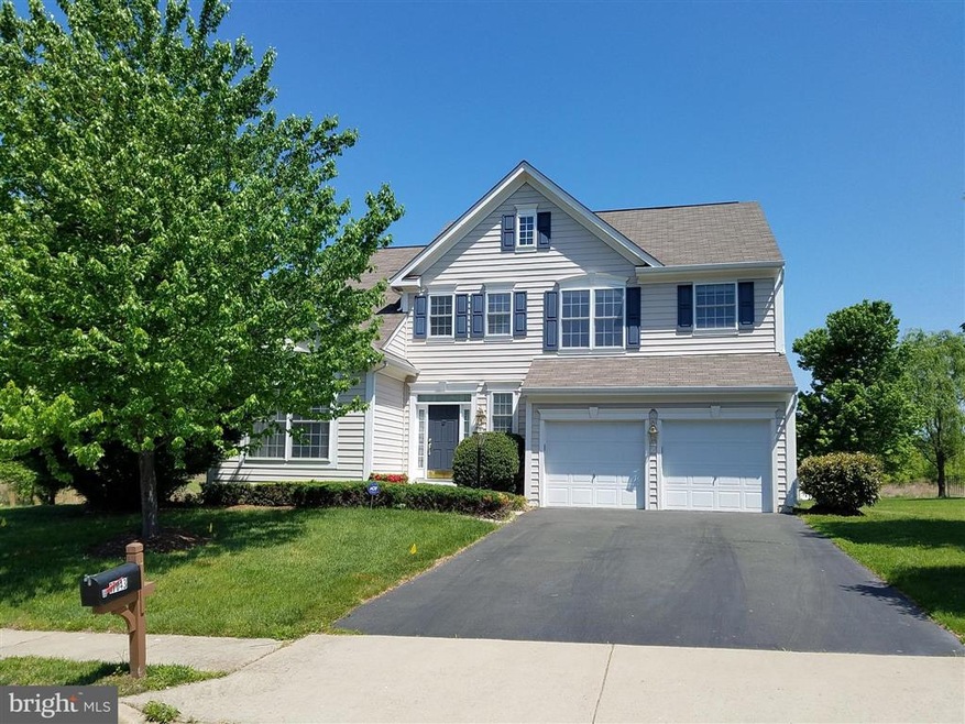 17043 Anns Brook Ct, Woodbridge, VA 22191 - photo 1