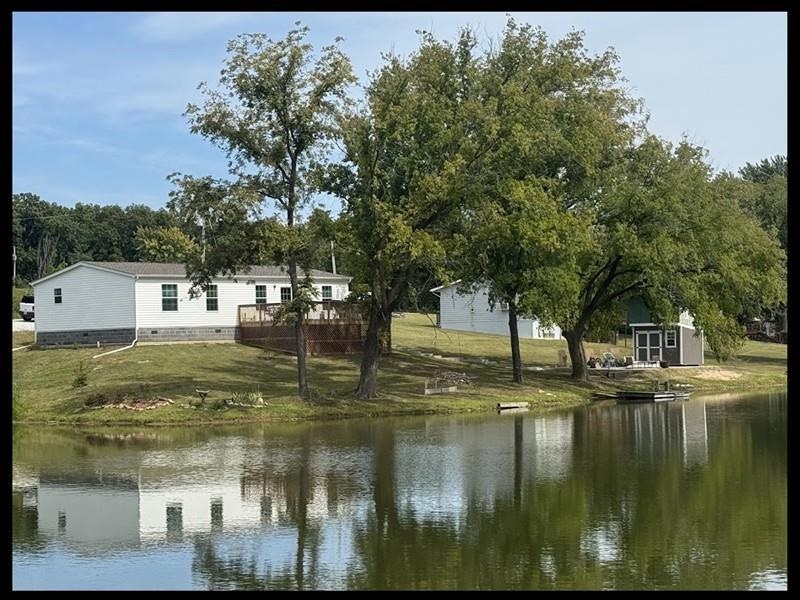 201 S Lake Cir, Cairo, MO 65239 - photo 1