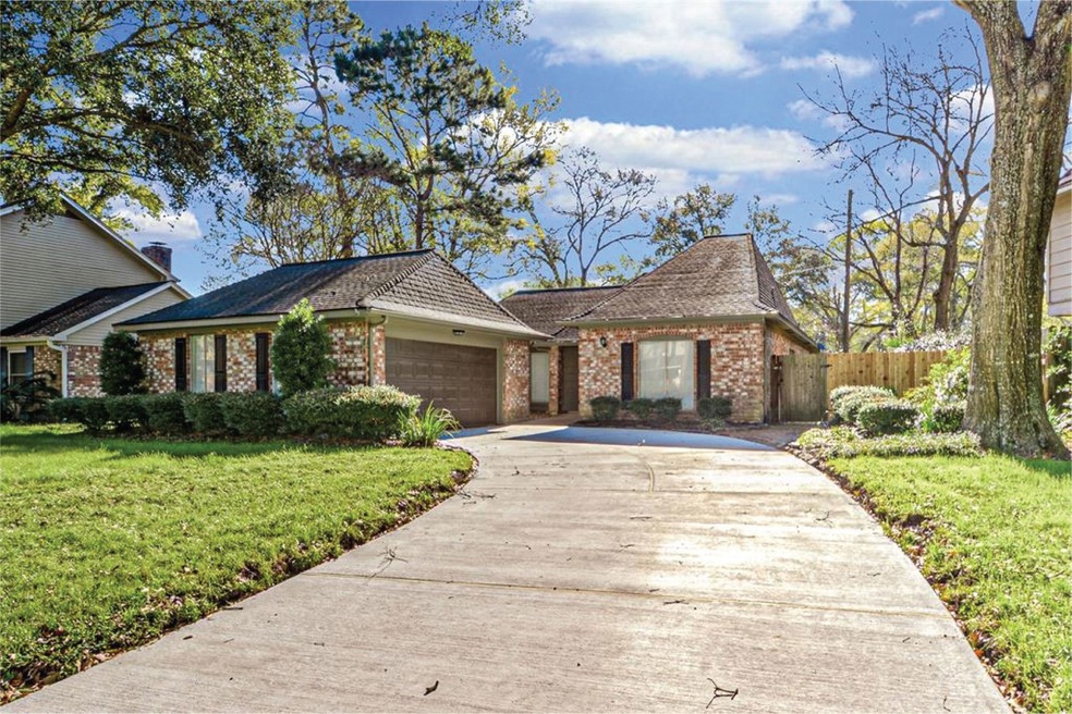 15022 Carols Way Dr, Houston, TX 77070 - photo 1