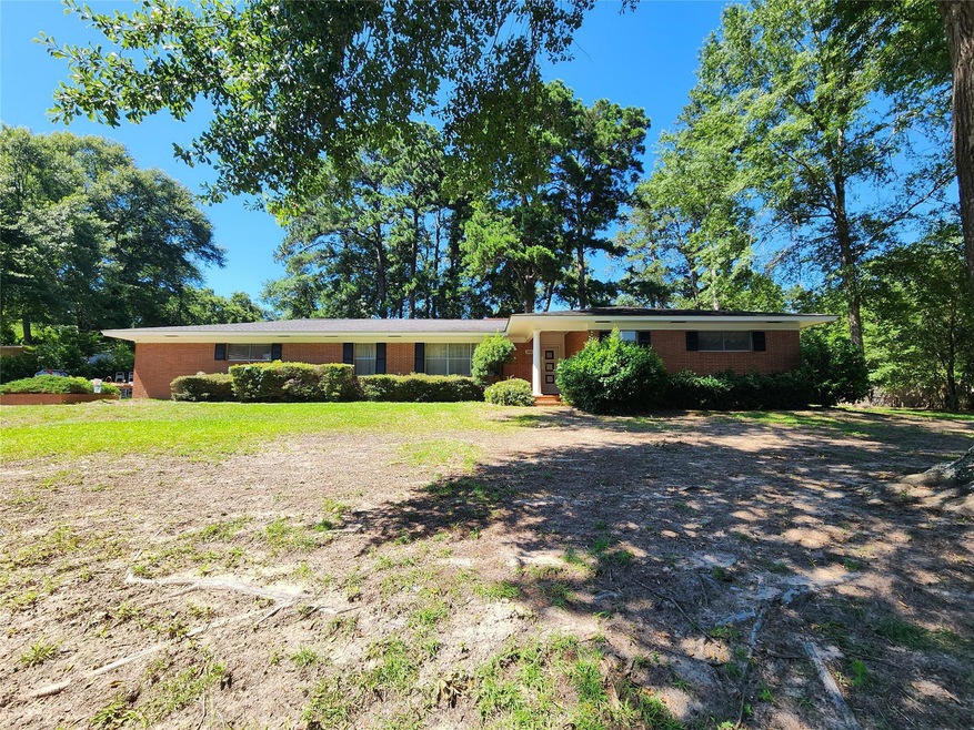 916 Mockingbird Ln, Nacogdoches, TX 75964 - photo 1