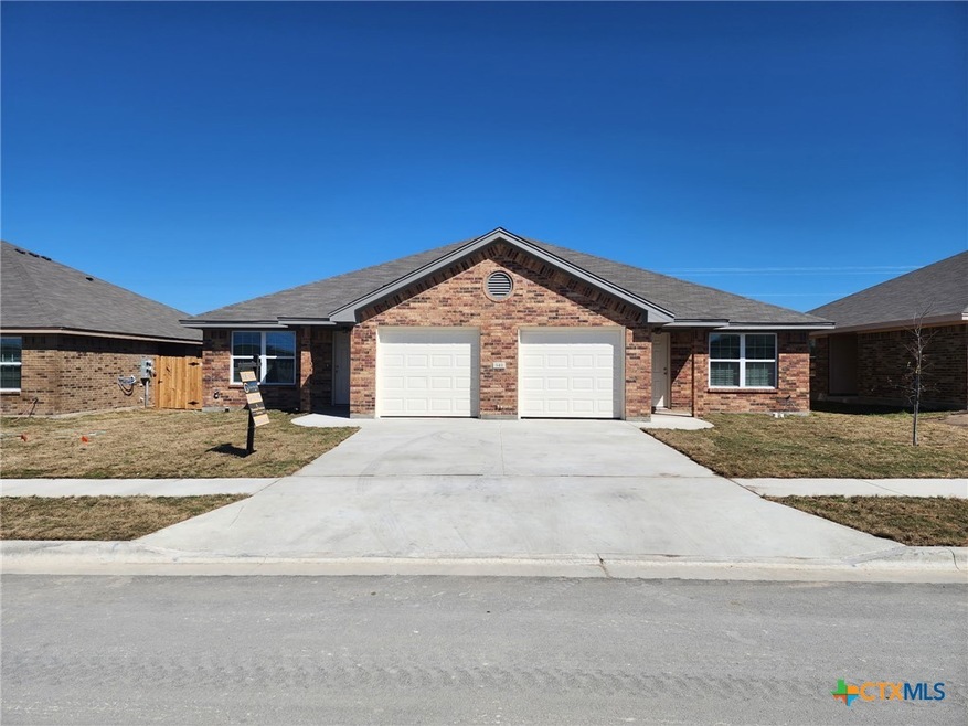 543 Lost Trail unit A, Copperas Cove, TX 76522 - photo 1