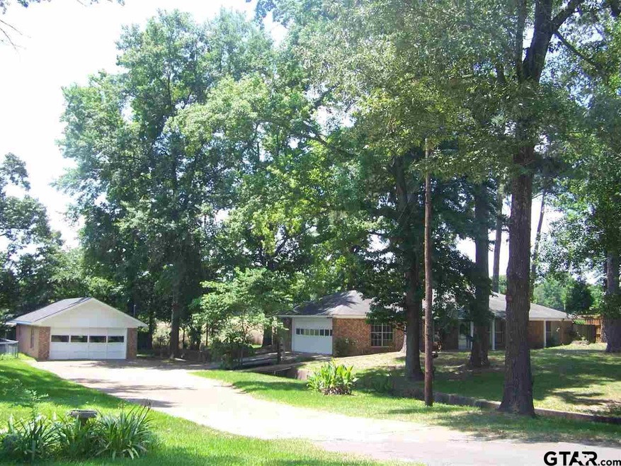 9094 9094 Pleasant Hill Cir, Tyler, TX 75703 - photo 1