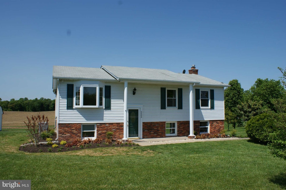 6602 Seneca Ln, Sykesville, MD 21784 - photo 1