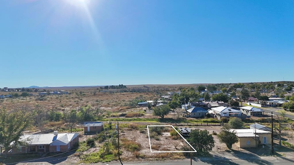 505 S Summer St, Marfa, TX 79843 - photo 1