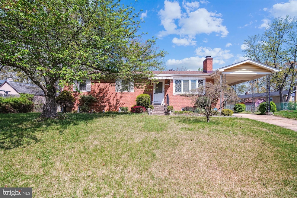 5706 Alan Dr, Clinton, MD 20735 - photo 1