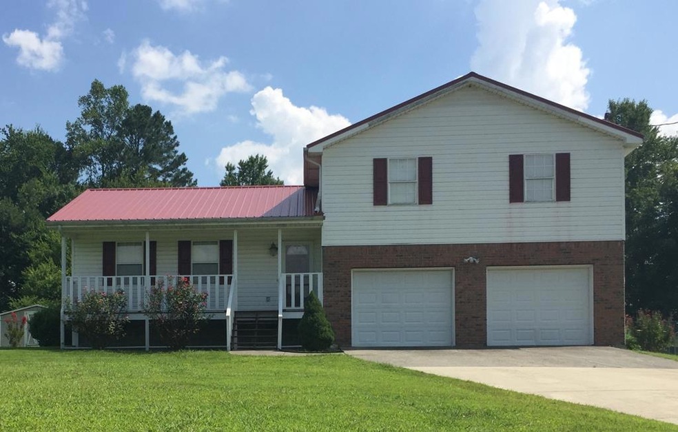 1629 Tunnel Hill Varnell Rd, Tunnel Hill, GA 30755 - photo 1