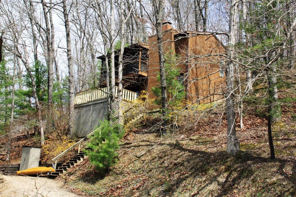 4 Hide-A-Way Hills Lane, HAH Club