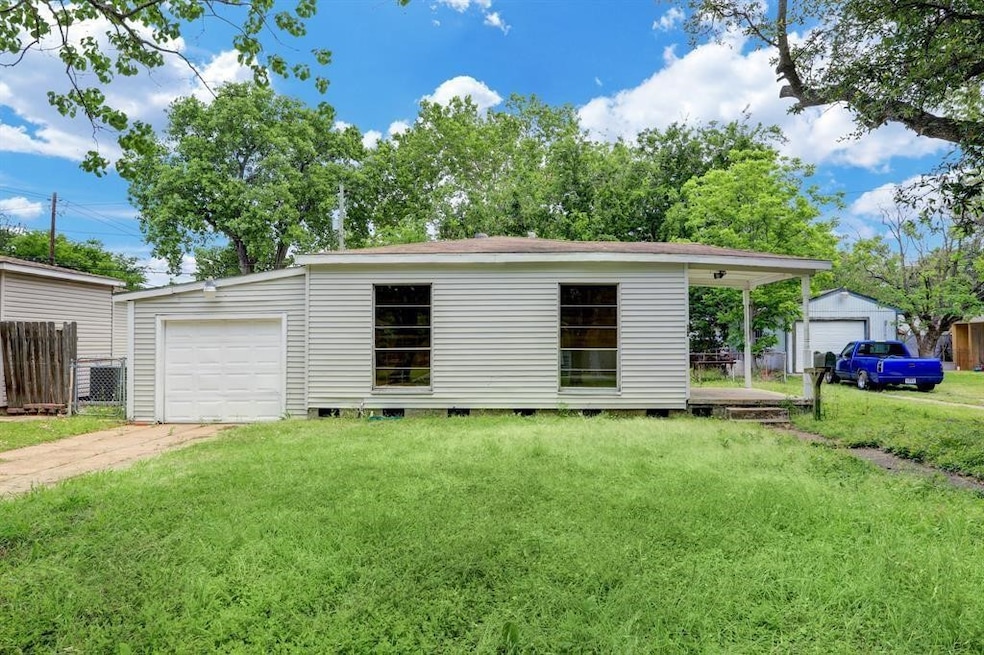 1108 12th St N, Texas City, TX 77590 For Sale