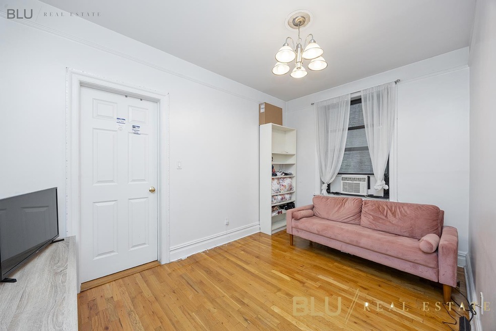 67 W 107th St unit 7, New York, NY 10025 - photo 1