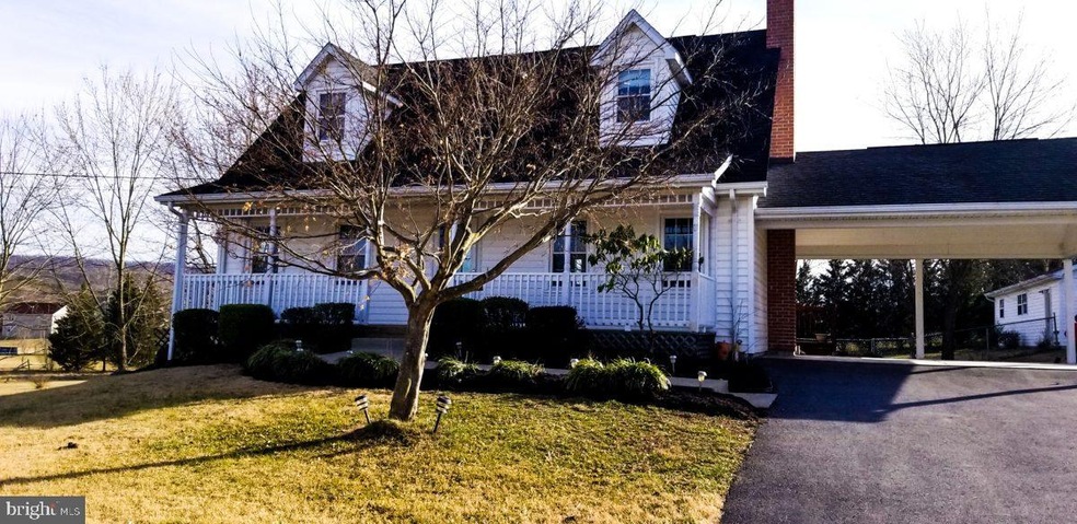 206 Investigate Ln, Hedgesville, WV 25427 - photo 1