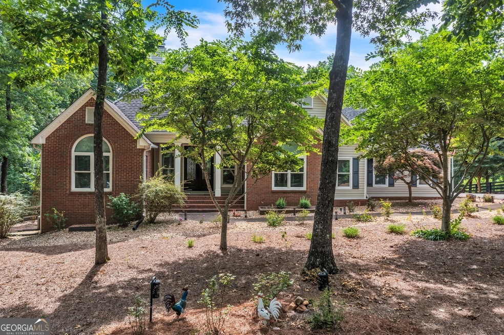 244 Bessie Lane - Welcome Home!!